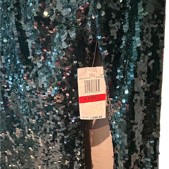 Dress the Population Sequin Natalie Emerald Green Long Sleeve Dress XS - Picture 14 of 14